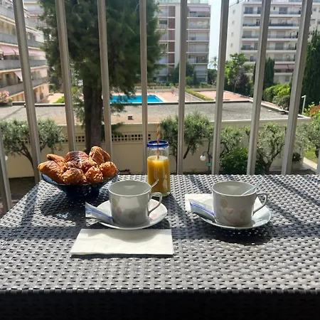 Apartment Les Caroubiers